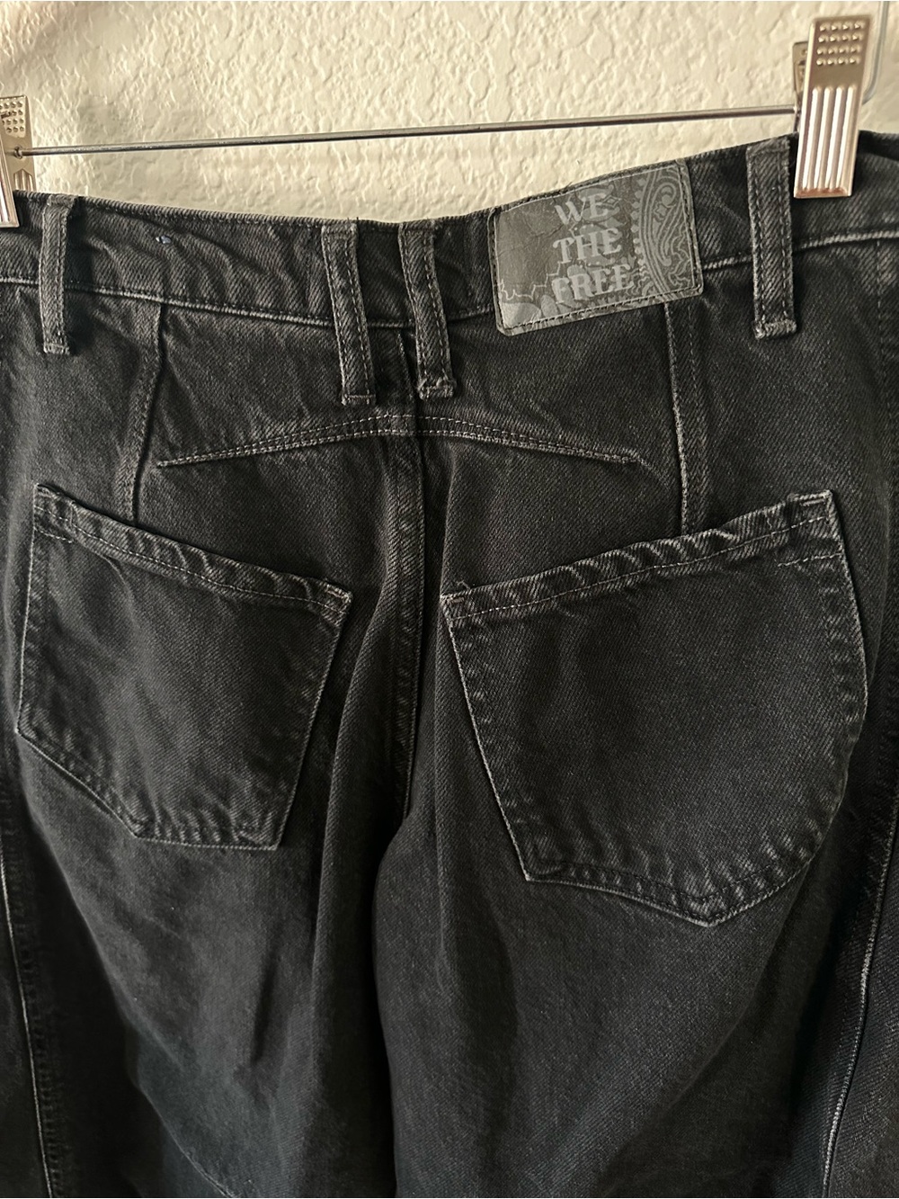 We The Free Washed Black Balloon Crop Jeans - Picture 6 of 8